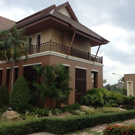 Huaymuang Apartment Ubon Ratchathani Εξωτερικό φωτογραφία