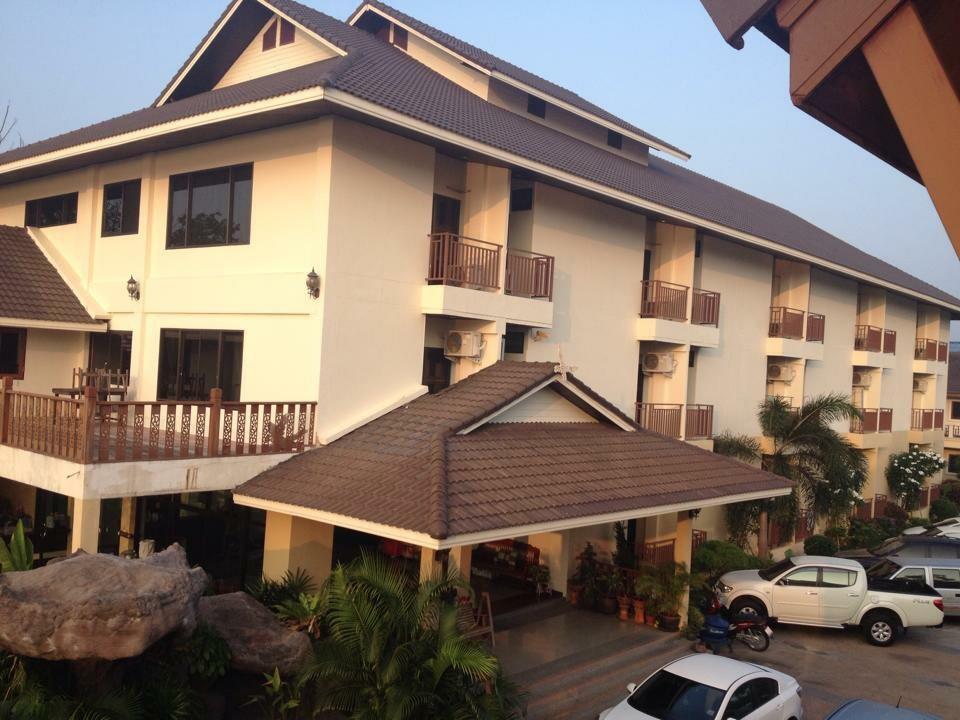 Huaymuang Apartment Ubon Ratchathani Εξωτερικό φωτογραφία