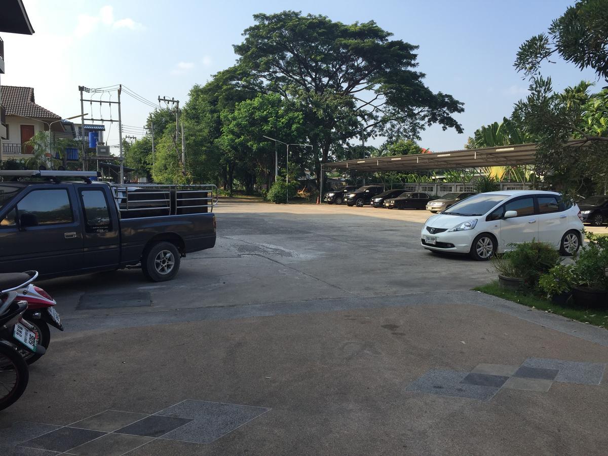 Huaymuang Apartment Ubon Ratchathani Εξωτερικό φωτογραφία